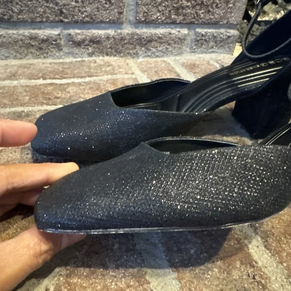 BCBGeneration Rola Shimmery Block Heel Pump Women's Black Size 9M #502